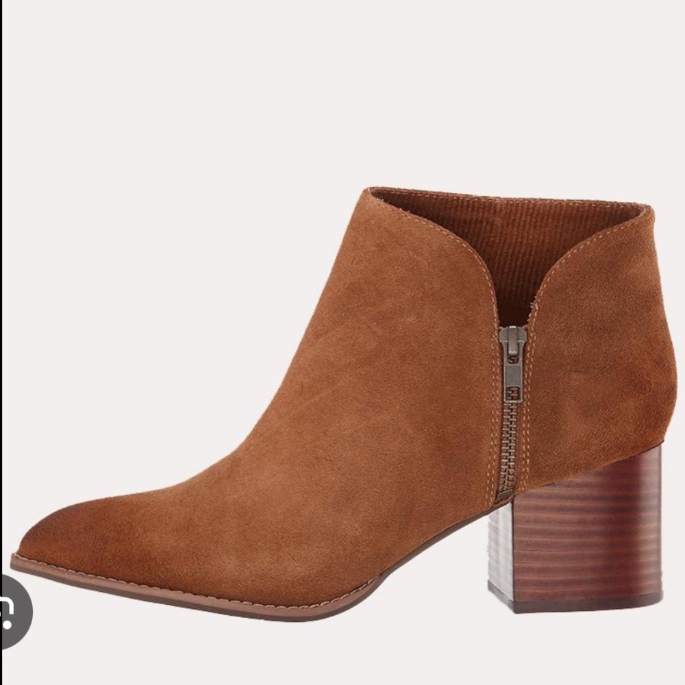 Seychelles Chaparral Zip Ankle Booties
